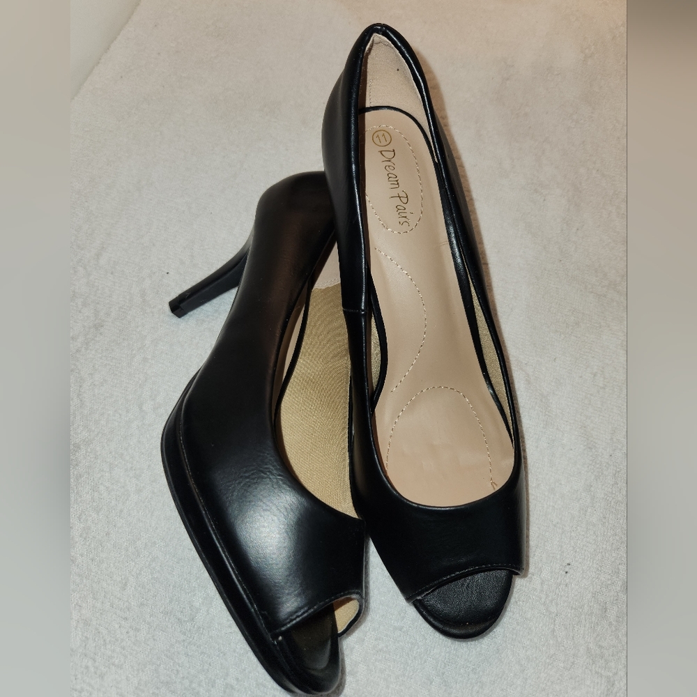 Black Peeptoe Heels size 11